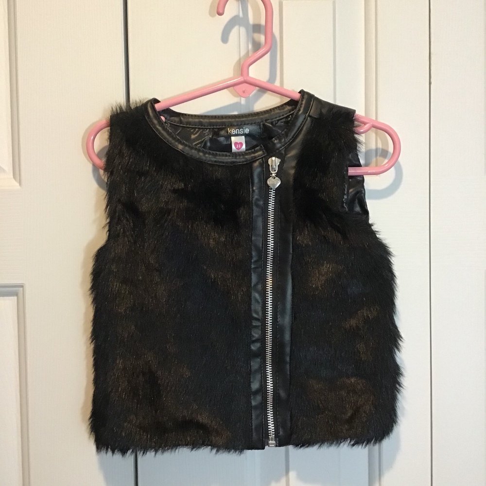 Kensie vest